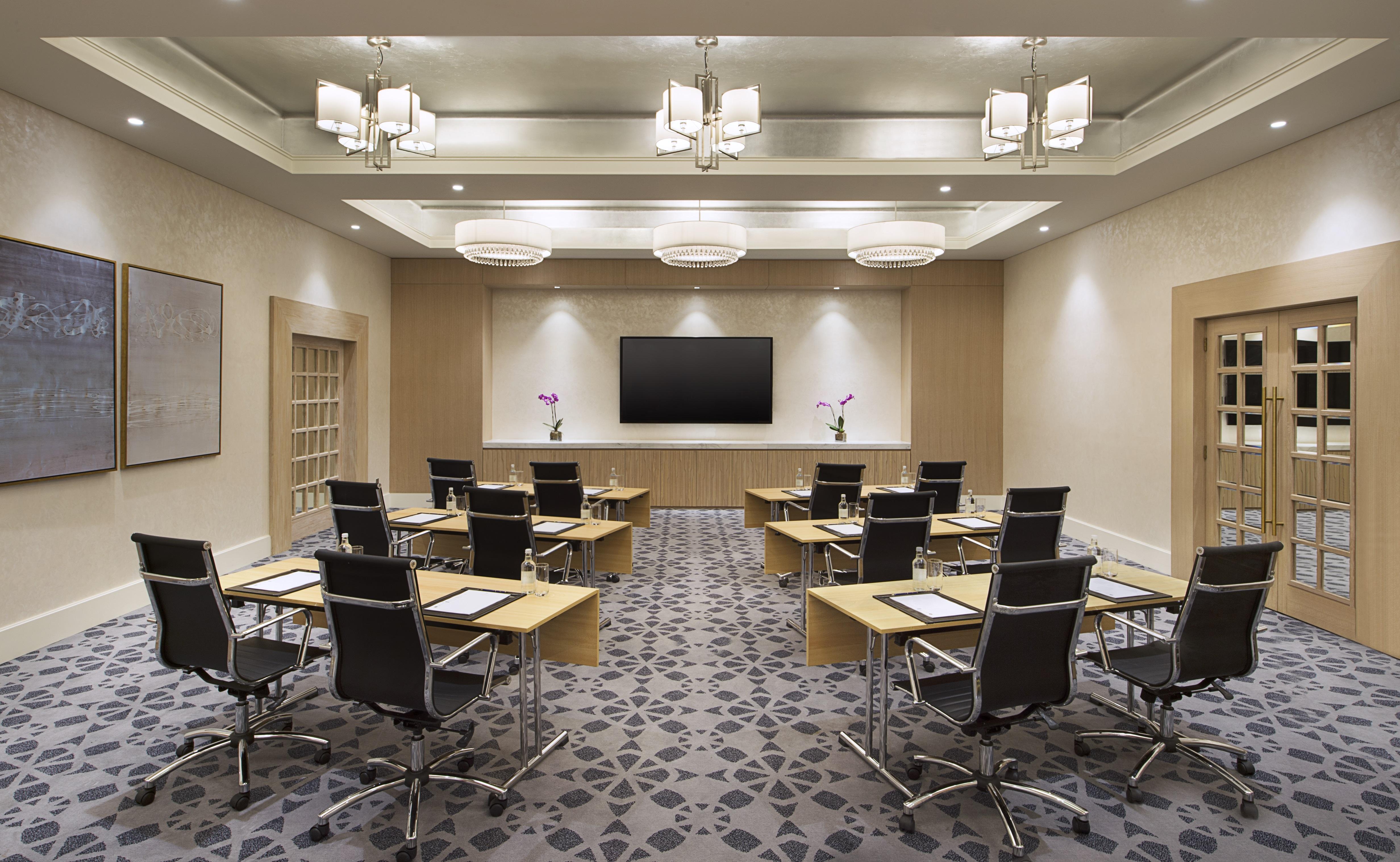 Al Habtoor Grand Resort, Autograph Collection